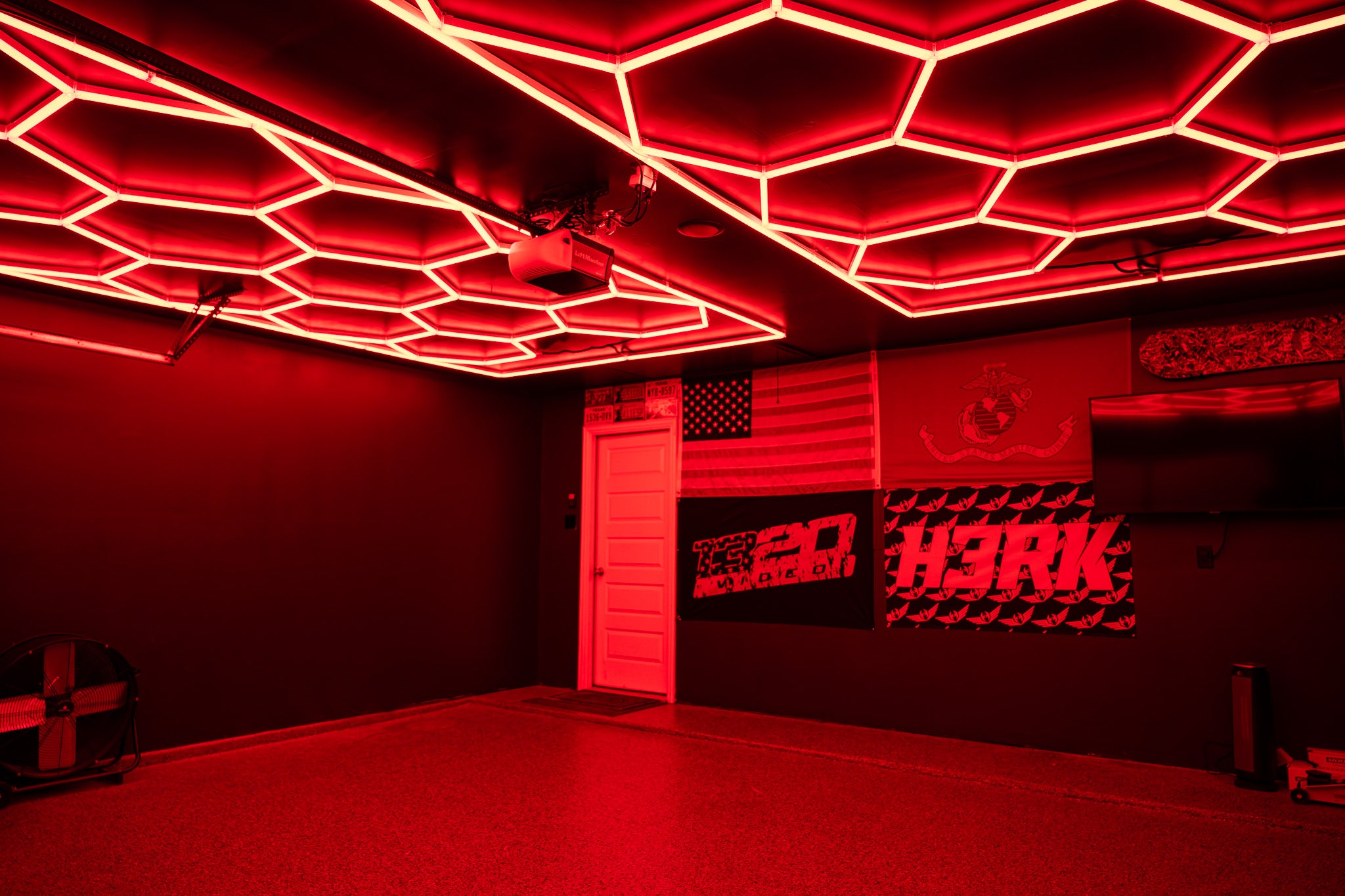 Balvolt - RGB Hex Light - Red animation